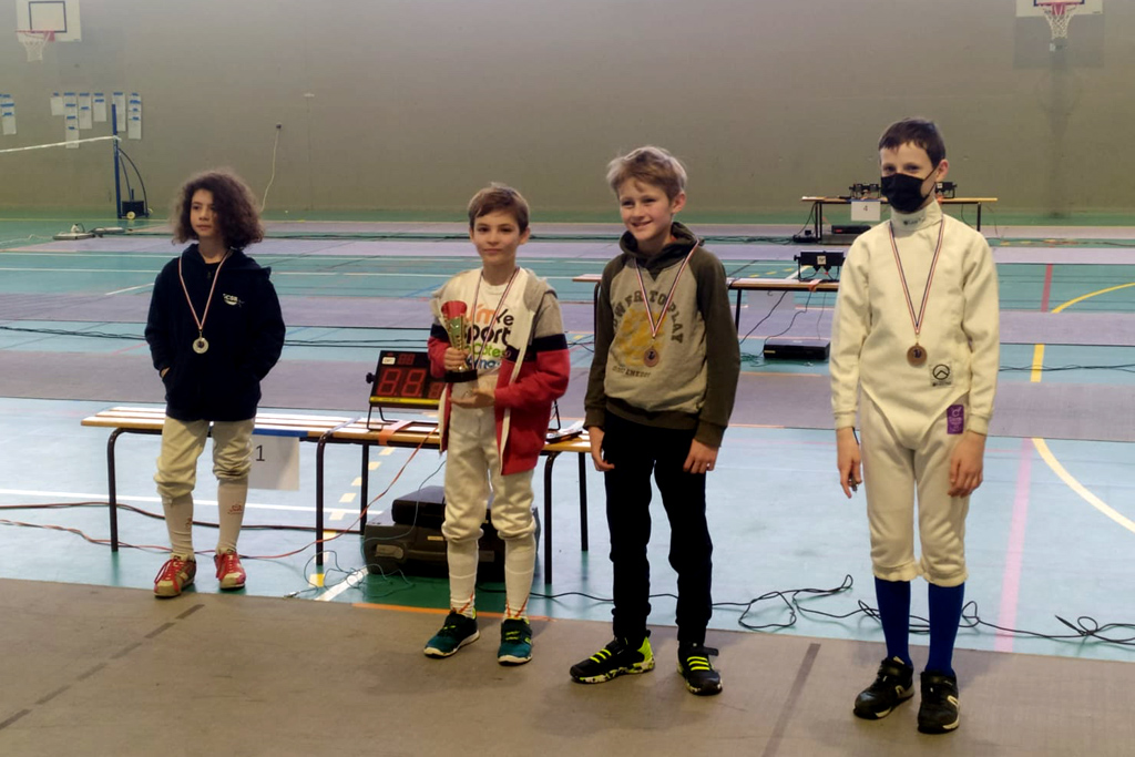 Podium M11 avec Baptiste 1er, Axel 2e, Arthur 3e